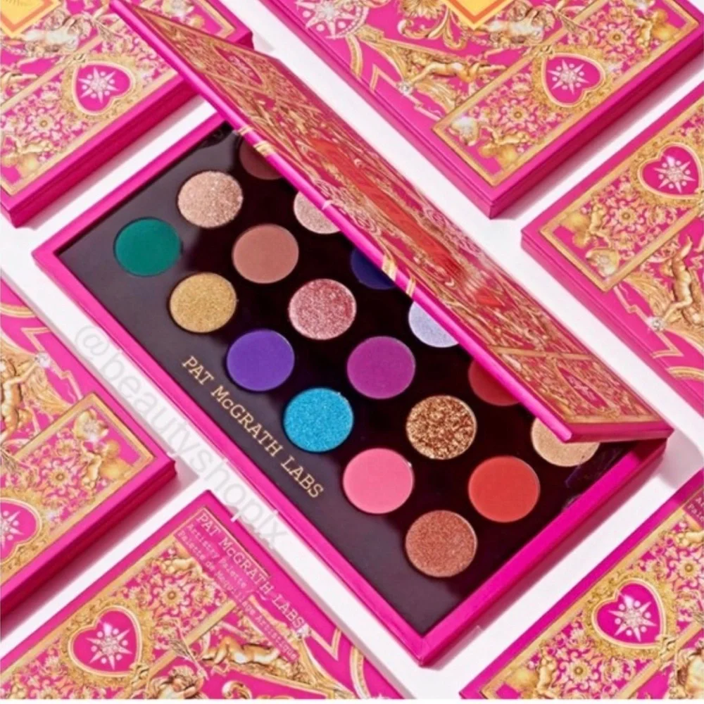 Pat McGrath Labs Mthrshp Mega Celestial Nirvana Holiday 2022 Eyeshadow Palette